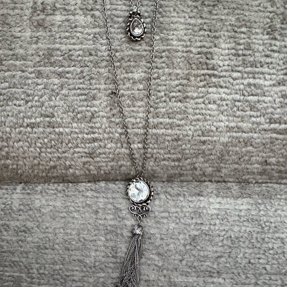 GUC silver tone tassel necklace